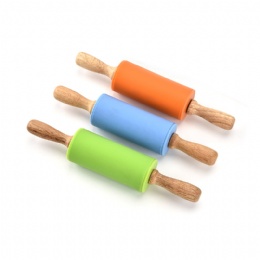 Best Small Silicone Rolling Pin Non Stick Surface Wooden Handle
