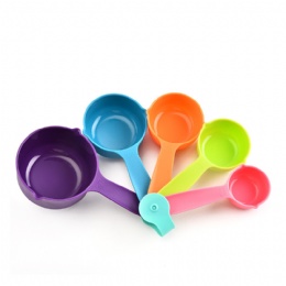 5pcs colorful Plastic Measuring Cups and spoon