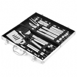 18 PCS Stainless Steel BBQ Tools Tool Set With Aluminum Storage Case